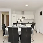 Stanko 2367 公寓 普拉