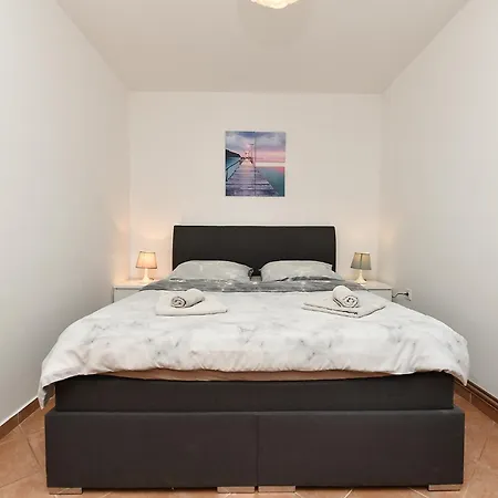 Stanko 2367 Apartment *